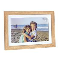 TFA Dostmann Digitale 10 inch wifi-fotolijst, 37.1002, met FRAMEO-app, houten lijst, incl. USB en Micro SD, met touchscreen, voor video en foto's, actuele tijd, bruin