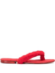 Madison.Maison tongs Ivanka en fourrure artificielle - Rouge