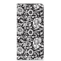 Motorola Moto G22 Smart Cover Black Flowers - thumbnail