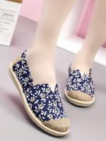 Lightweight Breathable Floral Woven Slip-On Flat Fisherman's Canvas Shoes