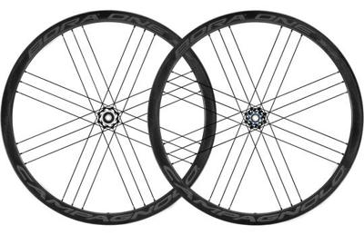 WIELSET BORA ONE 35 DARK DISC CLINCHER (SHIMANO) WIELSET BORA ONE 35 DARK DISC CLINCHER (SHIMANO)