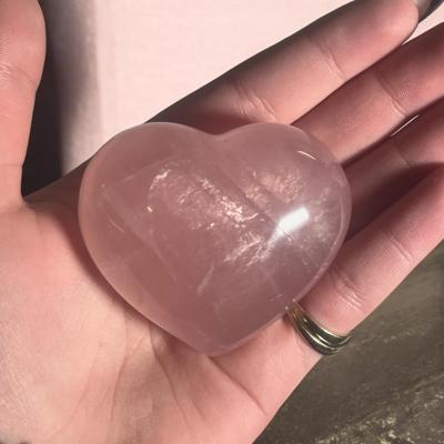 Rozenkwarts Hart XL - Rozenkwarts - Spiritueelboek.nl Rozenkwarts Hart XL - Rozenkwarts - Spiritueelboek.nl