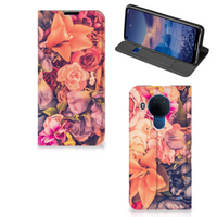 Nokia 5.4 Smart Cover Bosje Bloemen