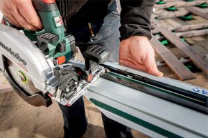 Metabo KS 18 LTX 66 BL Accu-cirkelzaag Zaagdiepte 90° (max.) 66 mm Zonder accu, Incl. koffer 18 V