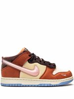 Nike x Social Status baskets mi-montantes Dunk 'Chocolate Milk' - Tons neutres - thumbnail