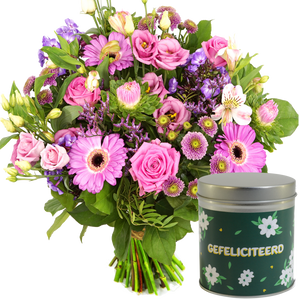 Boeket roze en paarse gefeliciteerd bloemen + gefeliciteerd blikje