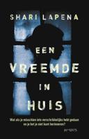 Een vreemde in huis - Shari Lapena - eBook (9789044635317)