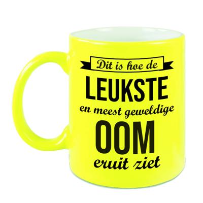 Leukste en meest geweldige oom cadeau mok / beker neon geel 330 ml - feest mokken Leukste en meest geweldige oom cadeau mok / beker neon geel 330 ml - feest mokken