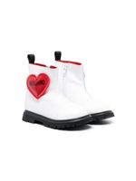 Moschino Kids bottines en cuir verni à patch logo - Blanc