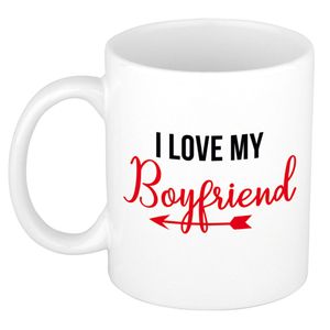 I love my boyfriend cadeau koffiemok / theebeker wit met pijl 300 ml