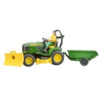 bruder 62104 - bworld John Deere zitmaaier met aanhanger en tuinman, tractor, speelfiguur