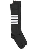 Thom Browne chaussettes à détails 4 bandes signature - Gris