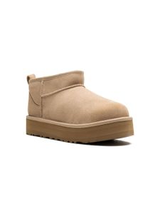 UGG Kids bottines Classic Ultra Mini à Plateform 'Sand' - Tons neutres