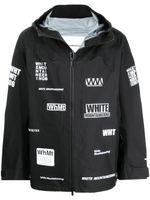 White Mountaineering veste légère à imprimé graphique - Noir