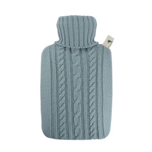 Luxe kruik pastel blauw 1.8 liter met gebreide hoes