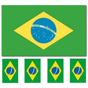 Brazilie versiering/feestartikelen set - vlag 90 x 150 cm - vlaggenlijn van 300 cm - landen