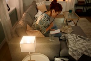 Philips Lighting Hue LED-lamp (2 stuks) 871951435677100 Energielabel: G (A - G) Hue White E14 Luster Doppelpack 2x470lm E14 11.4 W Warmwit Energielabel: G (A -