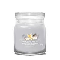 Yankee Candle Smoked vanilla & cashmere signature medium jar