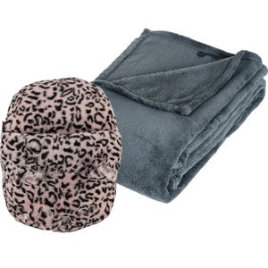 Fleece deken blauwgrijs 125 x 150 cm met voetenwarmer slof cheetah one size