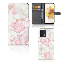 Motorola Moto G73 Hoesje Lovely Flowers - thumbnail