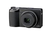 RICOH GR III HDF, uitbreidingsmodel van de bestaande GR-serie met ingebouwde Highlight Diffusion Filter, digitale compacte camera met 24MP APS-C formaat CMOS-sensor, 28mmF2.8 GR lens (in het 35mm