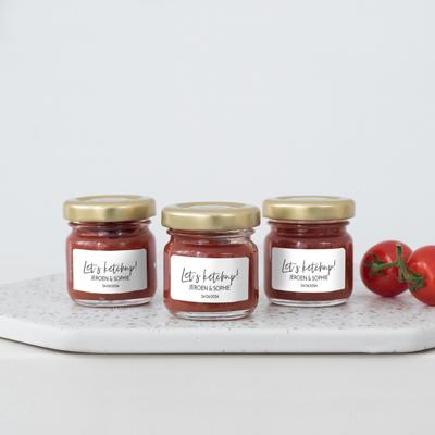 Ketchuppotje trouwbedankje modern met namen Ketchuppotje trouwbedankje modern met namen