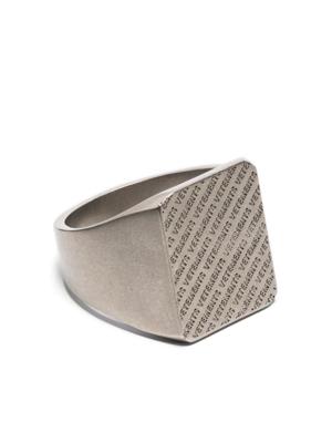VETEMENTS Ring met gegraveerd logo - Zilver