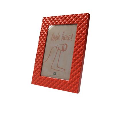 PT Fotolijst met Relief 14x19cm – Neon Oranje PT Fotolijst met Relief 14x19cm – Neon Oranje