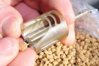 Guru X - Safe Pellet Feeder Small - 24 gr - thumbnail