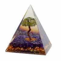 Orgonite Piramide Amethist met Peridoot Boompje (90 mm)