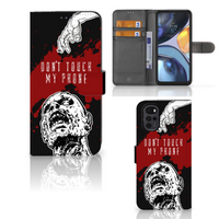 Motorola Moto G22 Portemonnee Hoesje Zombie Blood