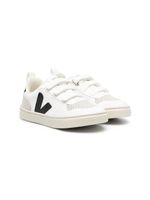 VEJA Kids baskets V-12 à attache scratch - Blanc