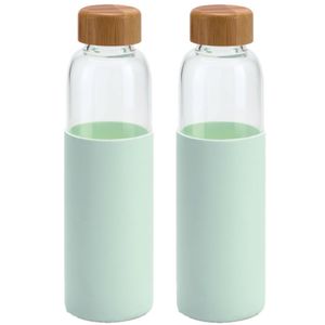 2x Stuks glazen waterfles/drinkfles met mint groene siliconen bescherm hoes 600 ml