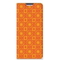 Xiaomi Redmi Note 10 Pro Hoesje met Magneet Batik Oranje