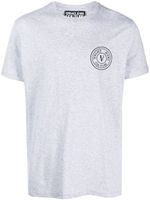 Versace Jeans Couture t-shirt en coton à logo imprimé - Gris