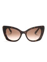 Dolce & Gabbana Eyewear lunettes de soleil à monture papillon - Marron