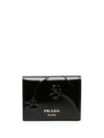 Prada portefeuille verni à logo embossé - Noir