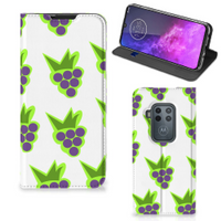 Motorola One Zoom Flip Style Cover Druiven - thumbnail