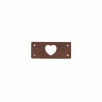 Leren Label 'Hartje' uitgestanst 15x35mm - 3 stuks