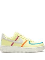 Nike baskets Air Force 1 07 LX - Jaune