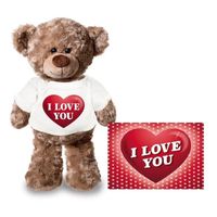 Valentijnskaart en knuffelbeer 24 cm met I love you hartje shirt