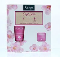 Kneipp Geschenkverpakking amandelbloesem (1 Set)