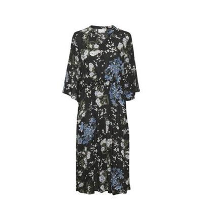Kaffe maxi jurk met all over print zwart/blauw Kaffe maxi jurk met all over print zwart/blauw