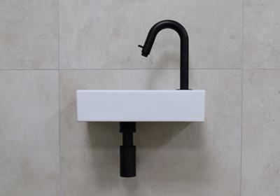 Mueller Mini Rhea 36x18x9cm fonteinset mat wit met zwarte gebogen fonteinkraan rechts Mueller Mini Rhea 36x18x9cm fonteinset mat wit met zwarte gebogen fonteinkraan rechts