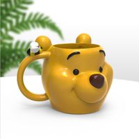 Disney: Winnie the Pooh Shaped Mug Mok - thumbnail