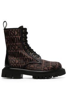 Moschino bottines à motif monogrammé - Marron