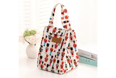 Goedkoop koeltasje met leuke print Goedkoop koeltasje met leuke print