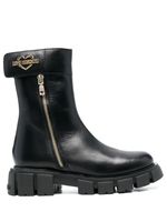 Love Moschino bottes en cuir à plaque logo - Noir