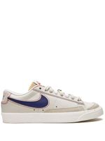 Nike baskets Blazer Low '77 - Tons neutres - thumbnail