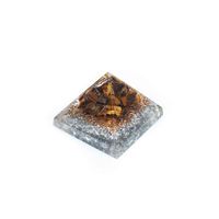 Orgonite Piramide Mini Tijgeroog (25 mm)